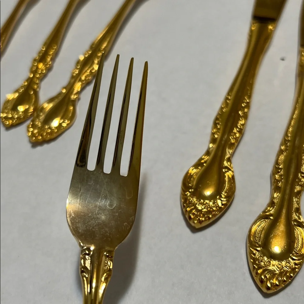 Supreme by Towle Stainless Flatware Set 8pc. Vintage